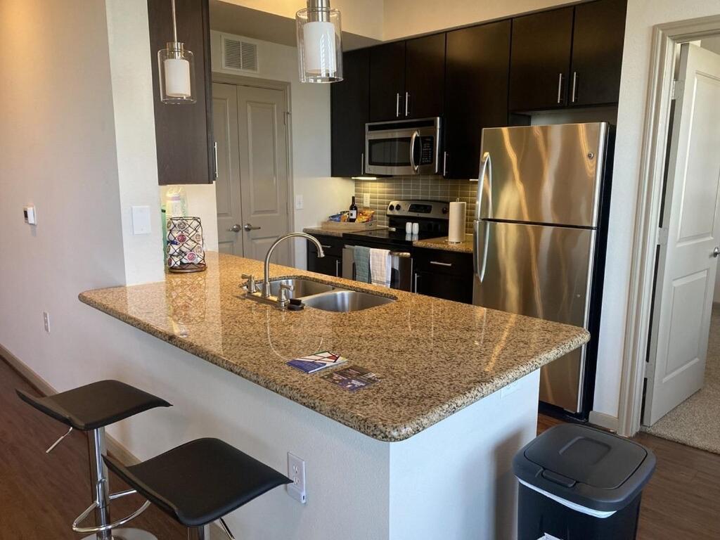 Luxe Getaway Astros Nrg Galleria Apartment Houston Exterior photo